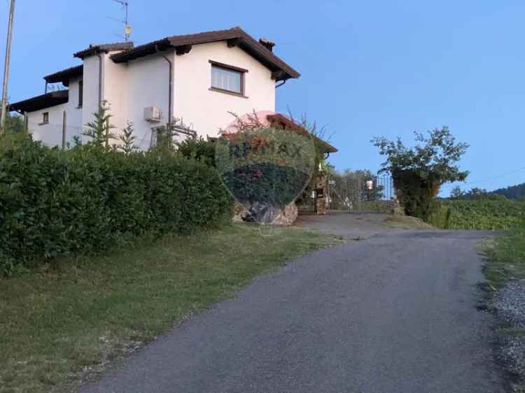 Villa in Cà Bardone, Santa Maria della Versa, 5 locali, 2 bagni