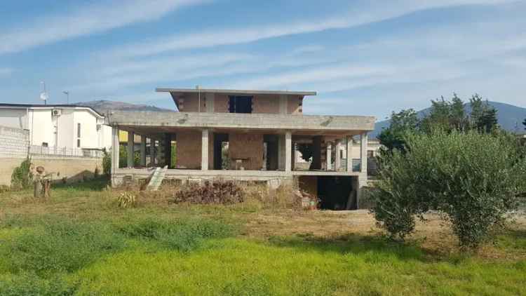 Villa in Via Giacomo Puccini, Camposano, 10 locali, 4 bagni, 230 m²