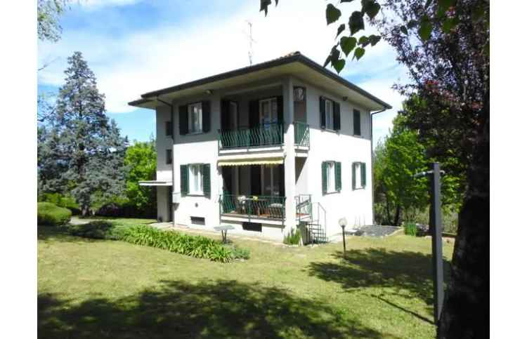 Casa indipendente in vendita a Barzago, Via Sacro Cuore 2