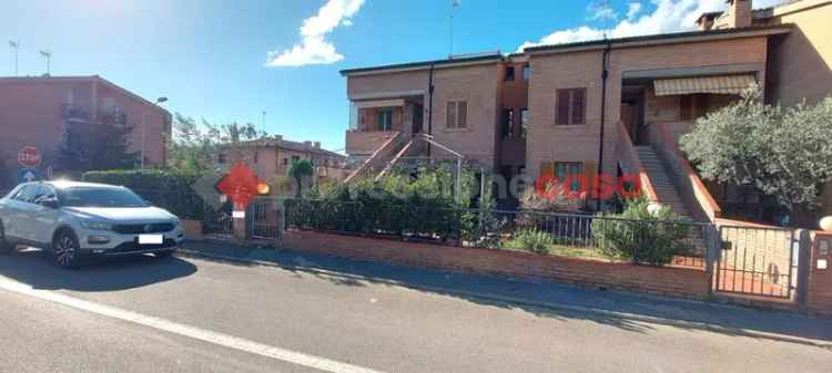 Appartamento in Via Vittorio Alfieri 14, Castelnuovo Berardenga, 81 m²