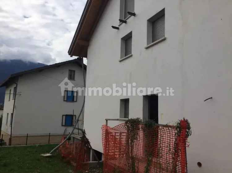 Villa unifamiliare viale Farra, Centro, Feltre