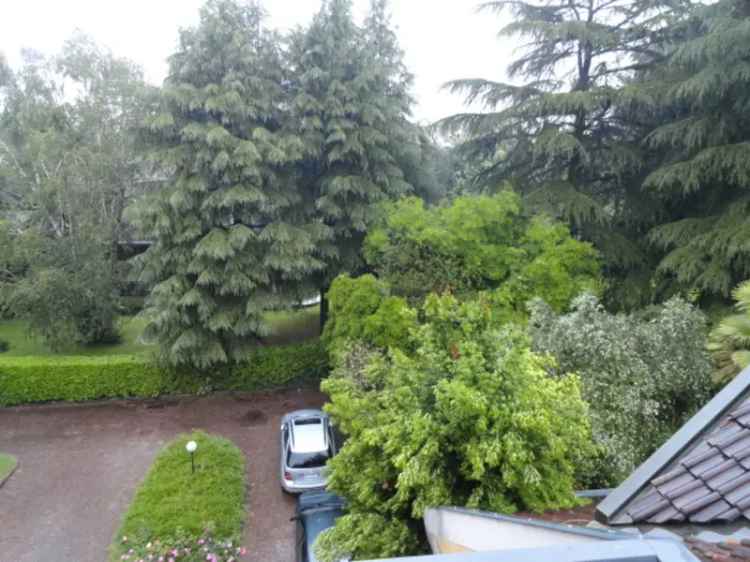 Villa in Via Monte Rosa, Milano, 26 locali, 6 bagni, posto auto