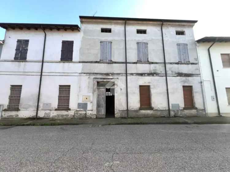 Casa colonica via Trento 124, Centro, Acquanegra sul Chiese