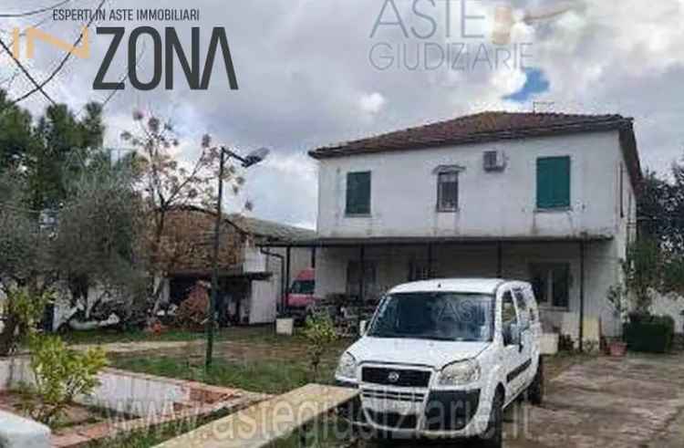 Casa indipendente all'asta via Casanova 11/A, Cepagatti