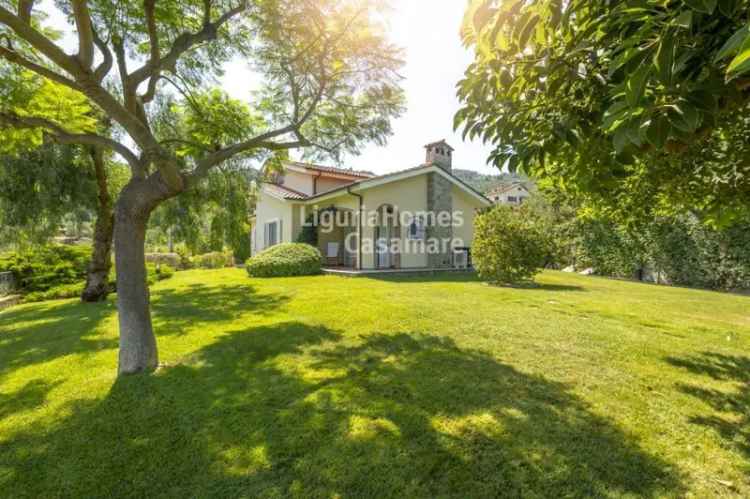 Villa singola in Strada Torrazza, Imperia, 10 locali, 4 bagni, 268 m²