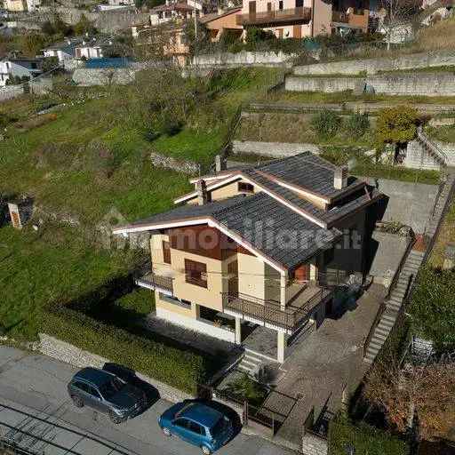 Villa bifamiliare via Ronchi 13, Centro, Dubino