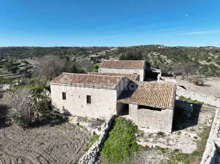 Masseria via comunale femmina morta bibiola crucià, Campanella Gianforma, Modica