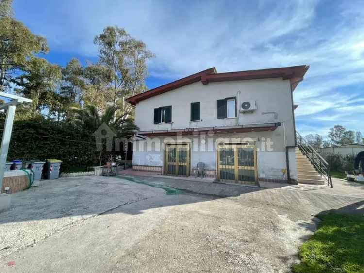 Villa unifamiliare Strada Isola Bella 41, Latina Lido, Latina