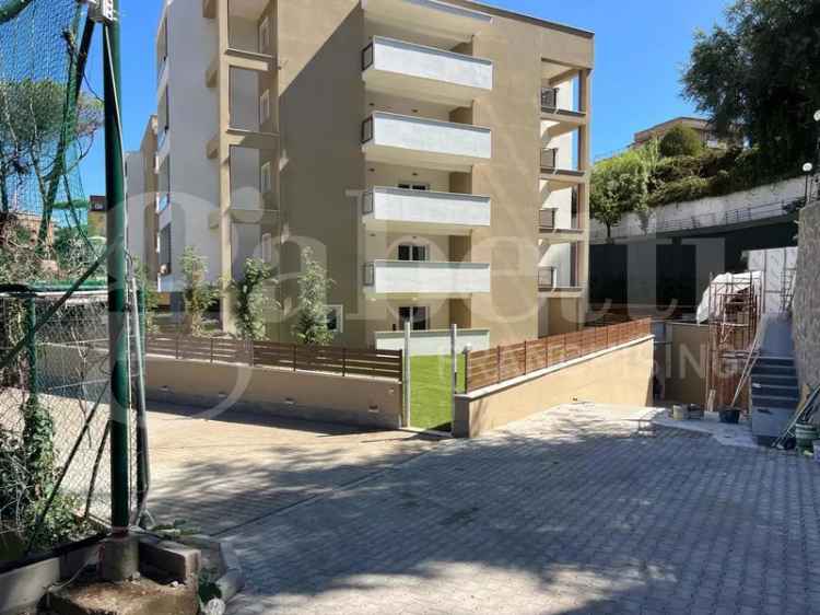 Appartamento in Via Francesco Bonfiglio, 62, Roma (RM)