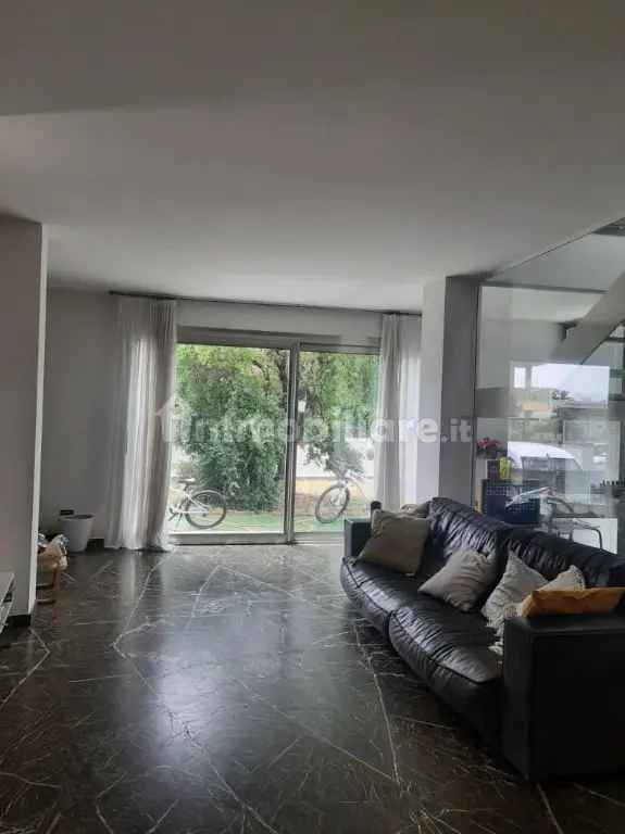 Villa in Via Ravenna 84, Bellaria-Igea Marina, 7 locali, 3 bagni