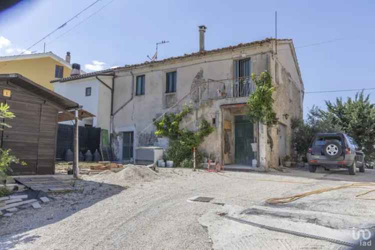 Vendita rustico 0 locali di 130 m² in Cingoli (62011) - 124357 - iad