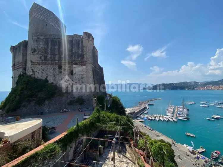 Attico piazza San Giorgio, Lerici Paese, Lerici