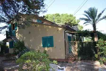 Villa in Vendita Portoferraio 4 Camere 120 mq Giardino Piscina