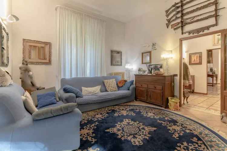 Villa unifamiliare piazza Galileo Ferraris, Campo di Marte, Firenze