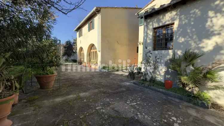 Villa unifamiliare via delle Gore, Careggi - Rifredi - Dalmazia, Firenze