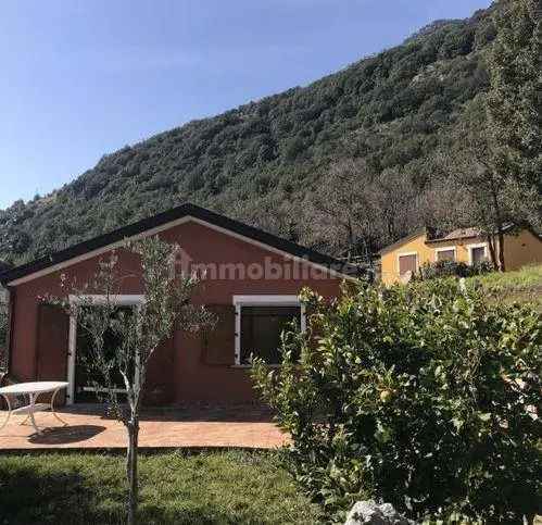 Villa unifamiliare, nuova, 250 m², Maratea