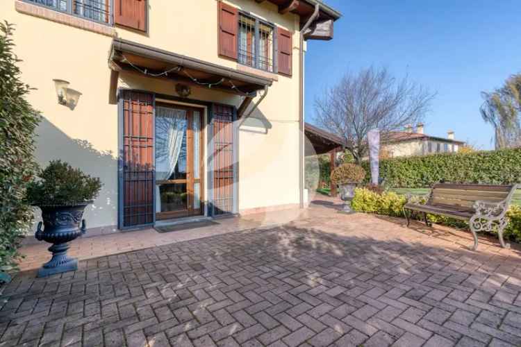 Villa plurifamiliare, ottimo stato, 124 m², Granarolo dell'Emilia