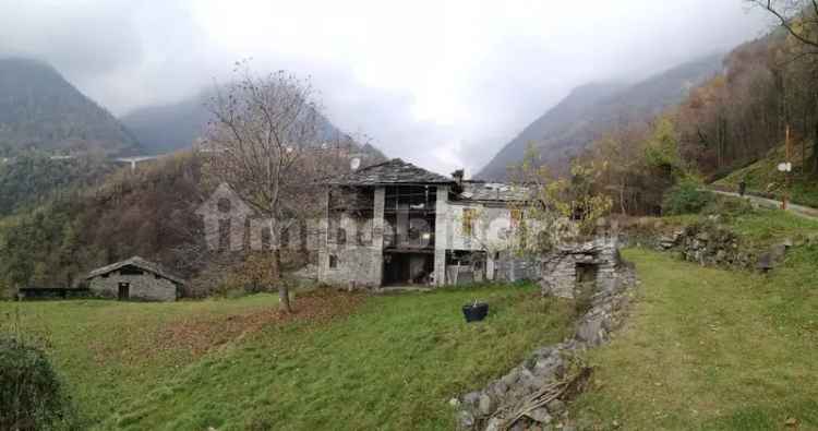 Rustico via Caparè, Arquino, Sondrio