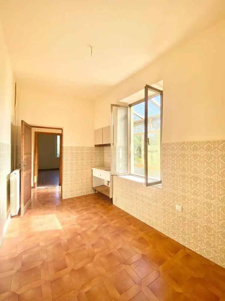 Villa bifamiliare, buono stato, 119 m², Licciana Nardi