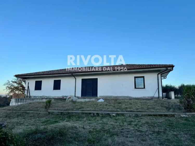 Villa in Via San Giovanni, Civita Castellana, 5 locali, 3 bagni