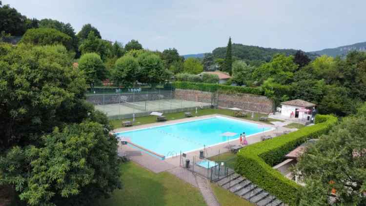 Villa unifamiliare via castagnari 12, Giarole, Costermano sul Garda