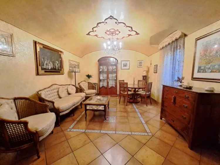 Villa in Via del Pigneto, Roma, 13 locali, 3 bagni, giardino privato