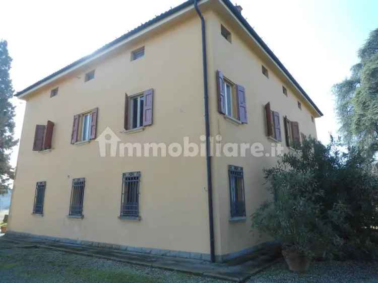 Villa unifamiliare via Provinciale Inferiore, Centro, Molinella