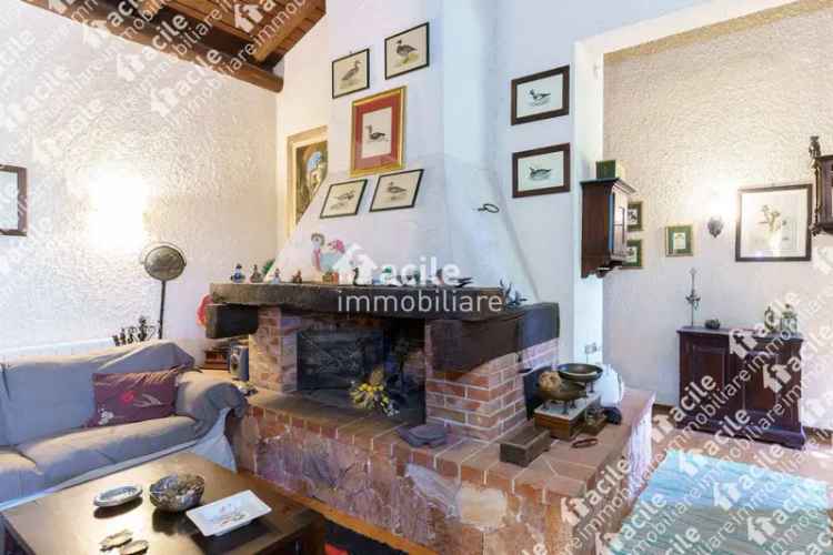 Villa unifamiliare via Nicolosi-Pedara, 185, 95030 Mascalucia Italia, Centro, Mascalucia