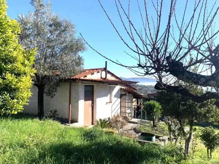 Casa-singola in Vendita a Frosinone di 59 m² con 3 locali