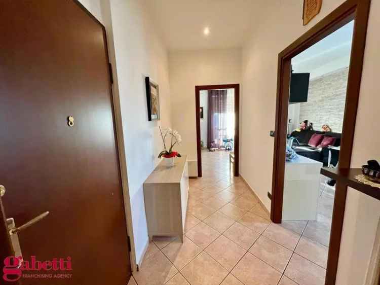 Appartamento in Via Claudiano, Bra (CN)