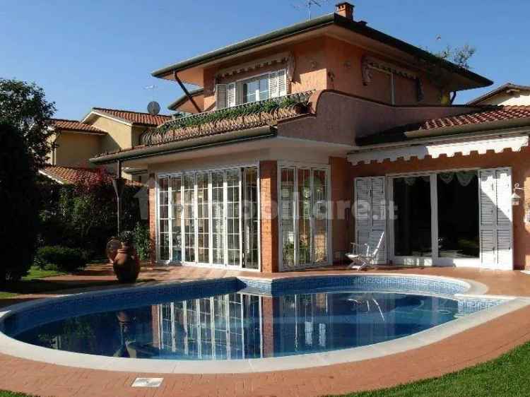 Villa unifamiliare, ottimo stato, 170 m², Pietrasanta