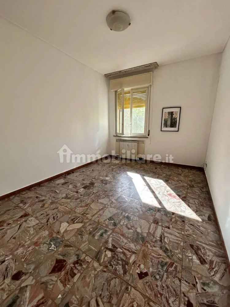 Bilocale viale Asiago 10, Valletta Paiolo, Mantova