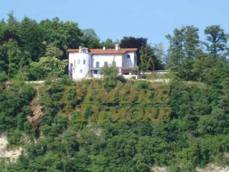 Villa in Via Santa Caterina 32, Leggiuno, 5 locali, 6 bagni, garage