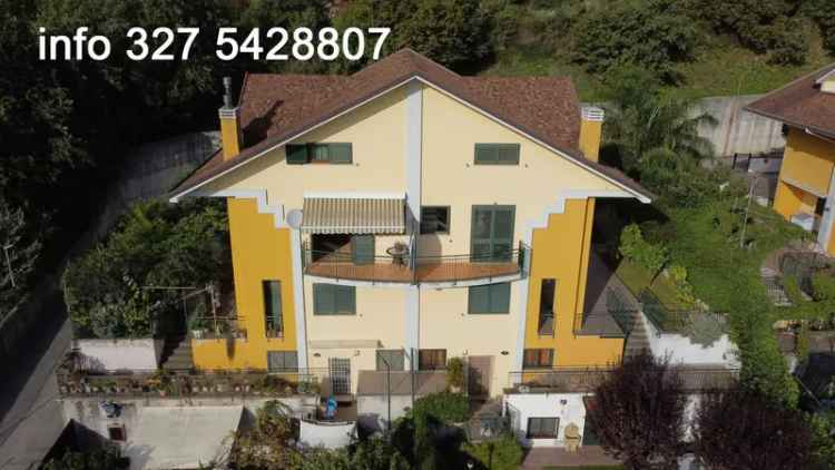 Villa unifamiliare via Roscigno, 7, 84090 San Mango Piemonte Italia, San Mango Piemonte