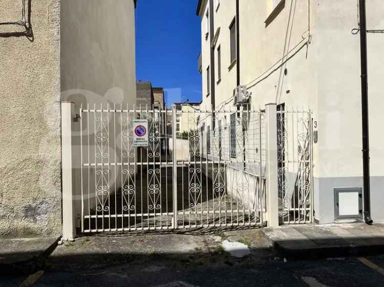 Casa Indipendente in Via Salvo D'acquisto , 3 A , Amantea (CS)