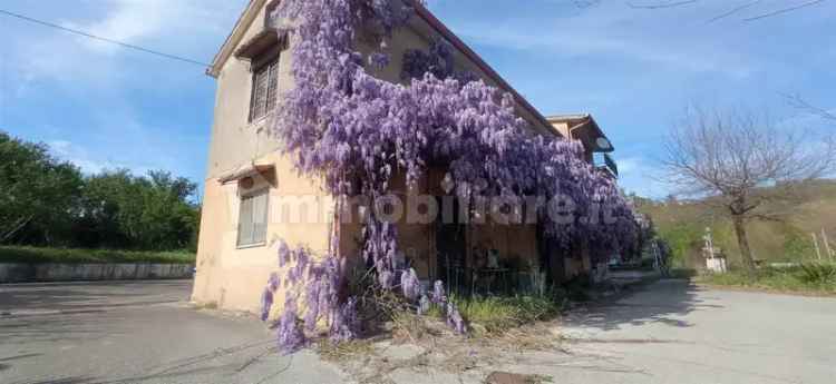 Villa unifamiliare via Serino, Atripalda