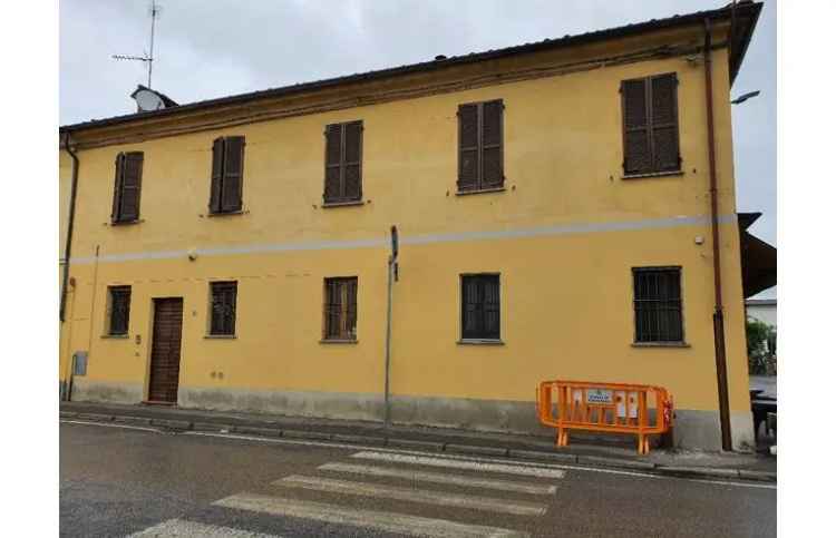 Porzione di casa in vendita a Formigara, Piazza Europa 1