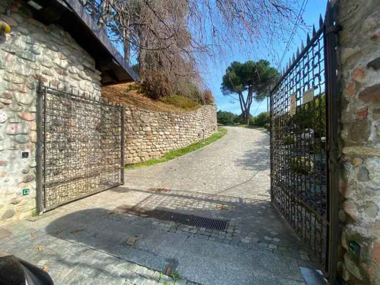 Villa unifamiliare via San Fermo, Cavallasca, San Fermo della Battaglia