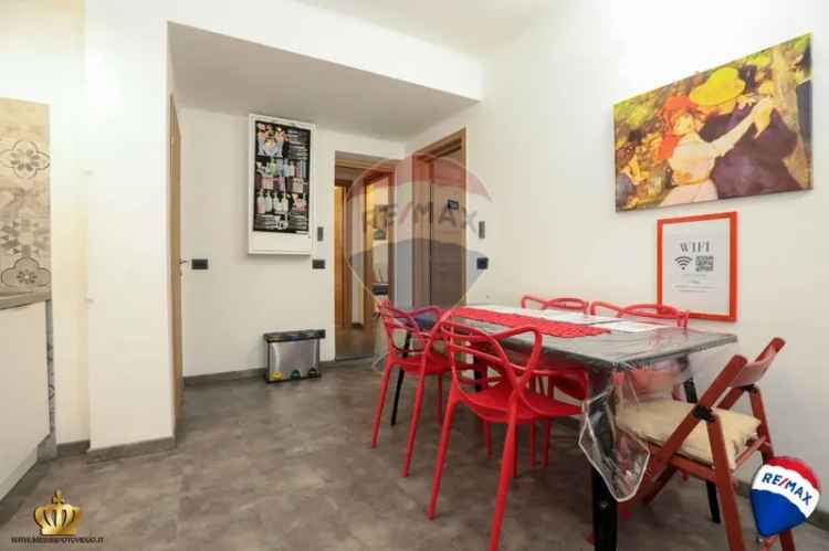 Appartamento in Piazzetta barisone, Genova, 5 locali, 2 bagni, 115 m²